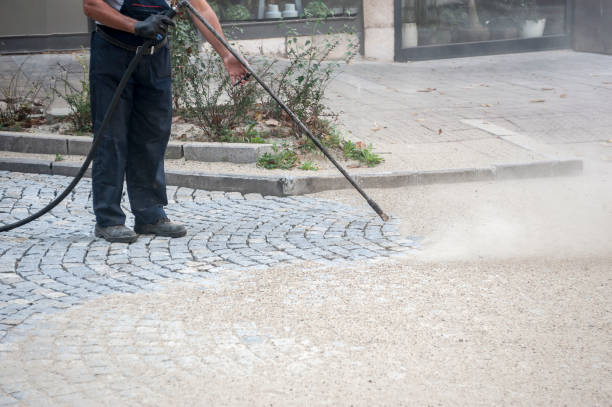 Best Warehouse Cleaning  in Sweeny, TX